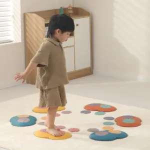 8 shape tactile disc 1