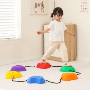Smail Heart-shaped river stone with Ropes 1